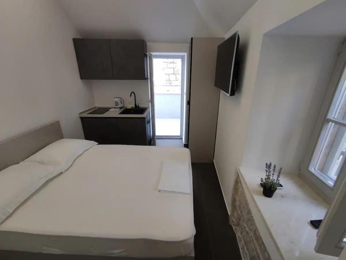 The Center Of Split, Renovated Stone House Διαμέρισμα Εξωτερικό φωτογραφία