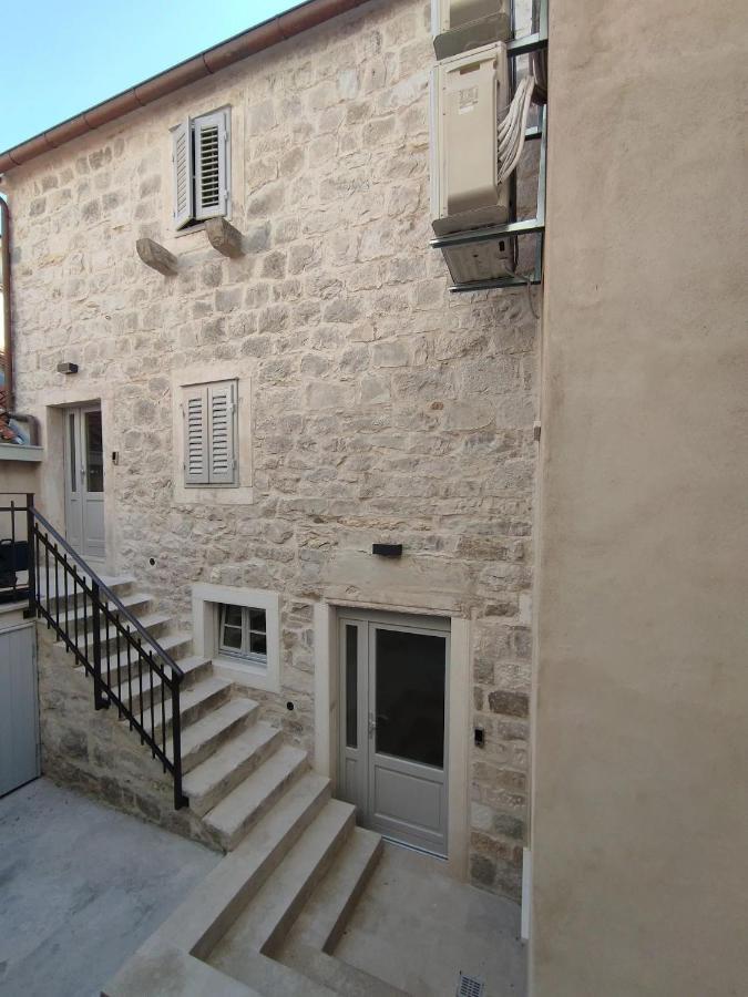 The Center Of Split, Renovated Stone House Διαμέρισμα Εξωτερικό φωτογραφία